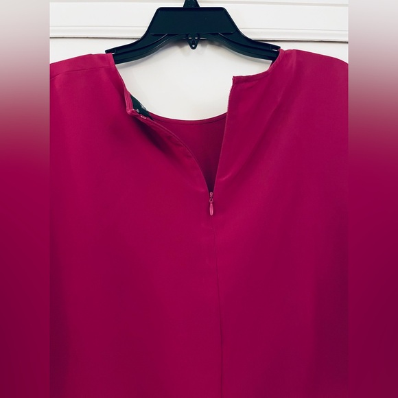 Mossimo Fuchsia Short Sleeve Blouse - Picture 3 of 3
